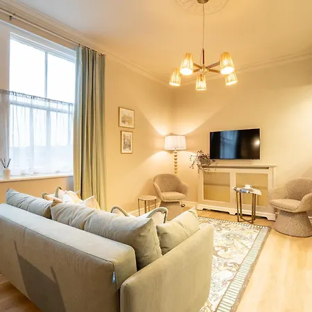 The Shambles - Golden Row Retreat York