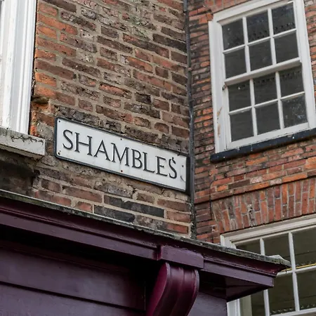 The Shambles - William Morris